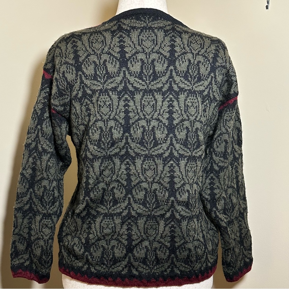 Oleana Norwegian Wool Cardigan Sweater Sz Small from “The Norwegian Story” line - Picture 3 of 11